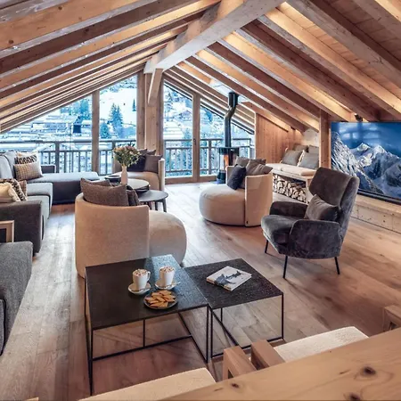Chalet The Ultimate Luxury Of A Chalet In 12p Gstaad